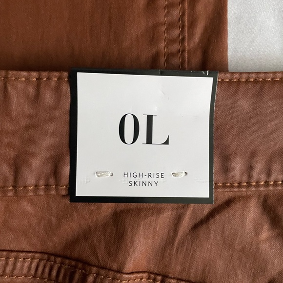 High-Rise Coated Skinny Jeans - Picture 5 of 12